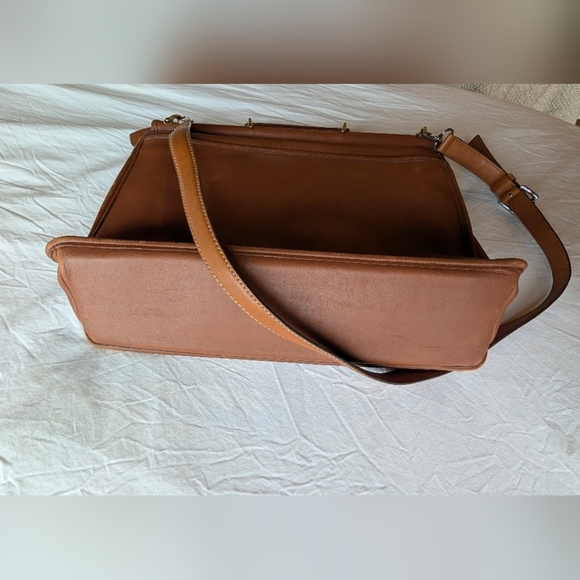 Vintage Old $ Coach Tan Leather Flap Twist Lock Briefcase Messenger Bag G8C-5266 - Picture 9 of 13